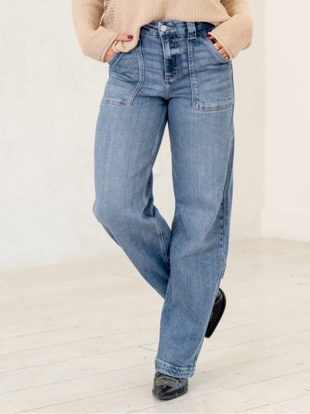 Kan Can|Light Wash baggy straight-wide leg jeans,Distressed,size 29•••boho